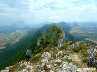 Sierra Toloño,Rioja Alavesa; monasterios la rioja viaje camino de santiago senderismo para niños g